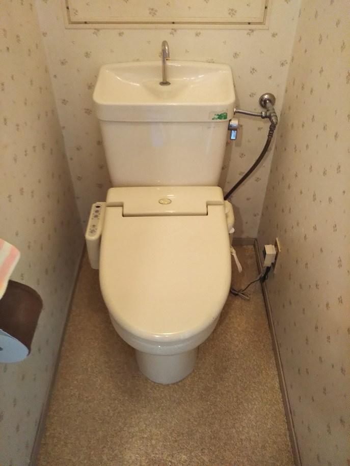 トイレ交換工事