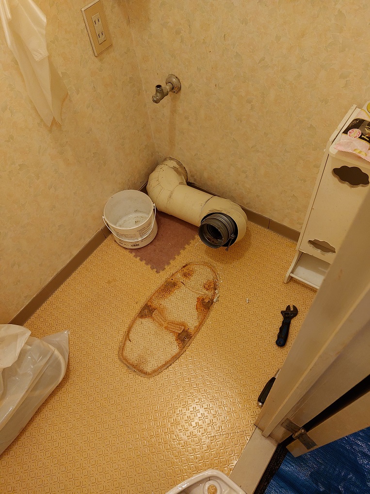 トイレ交換工事