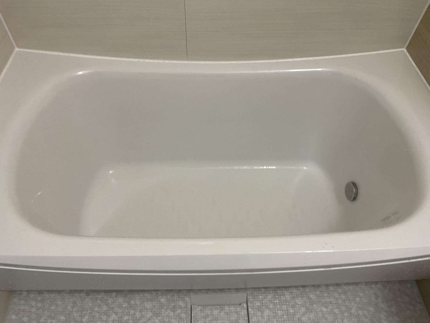 ３日で生まれ変わった浴室
