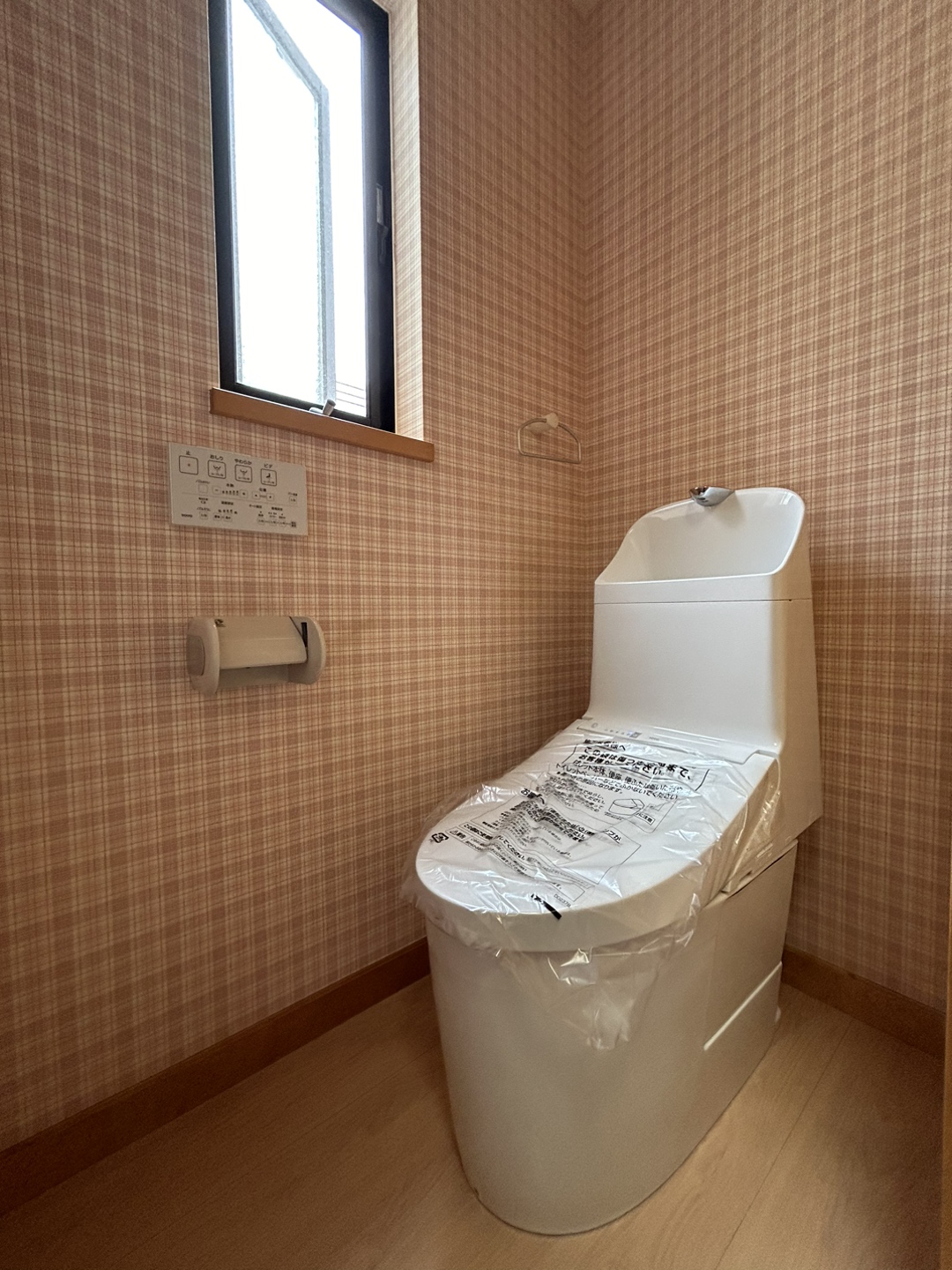 戸建て１・２階トイレ交換工事