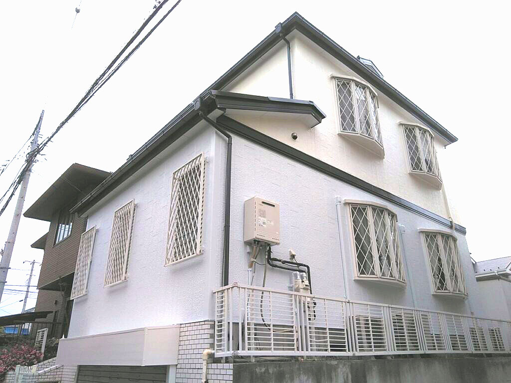 ベランダ改修工事と外壁・屋根塗装
