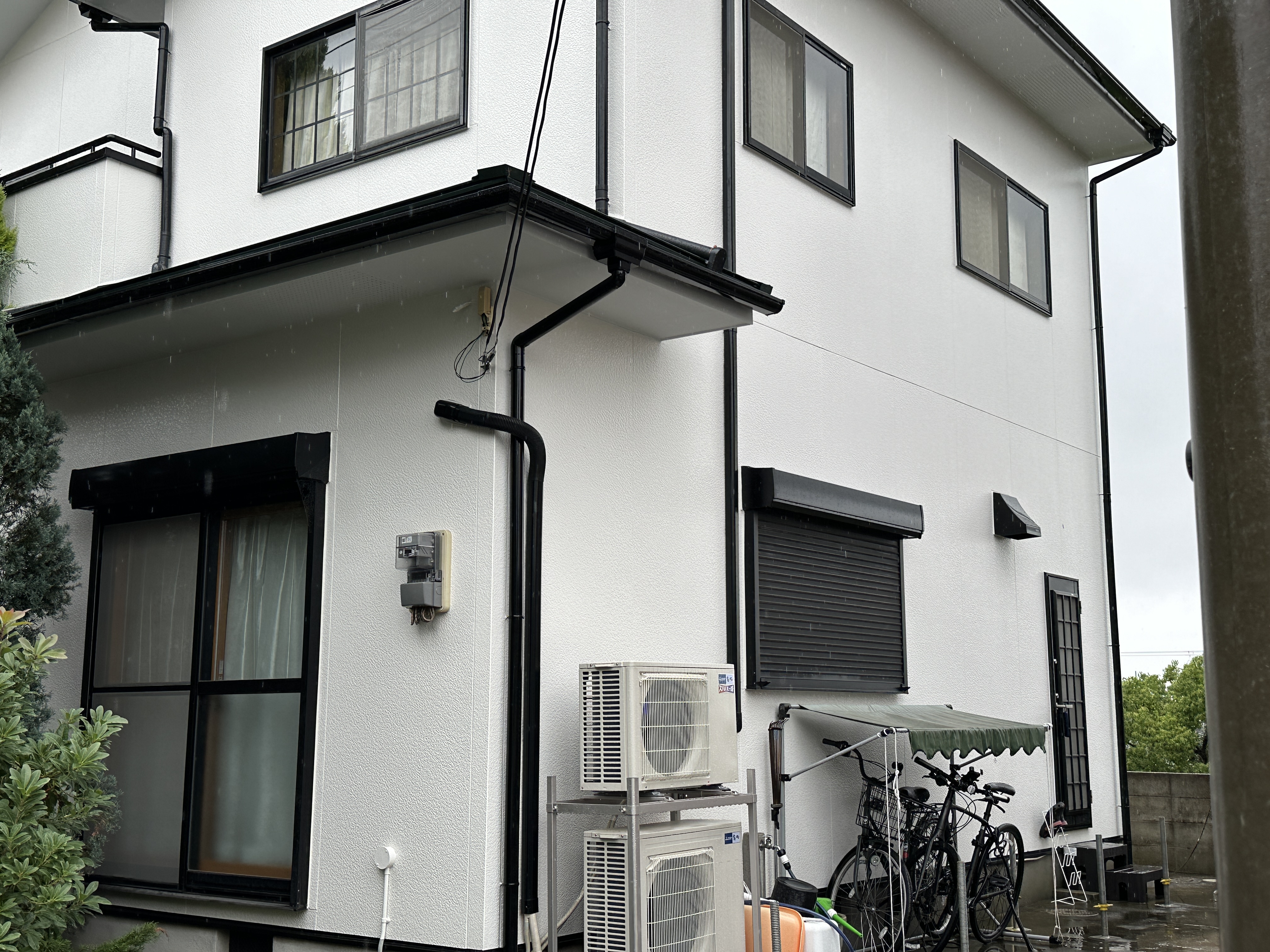雨の日のお買い物も濡れずに家の中に入れます