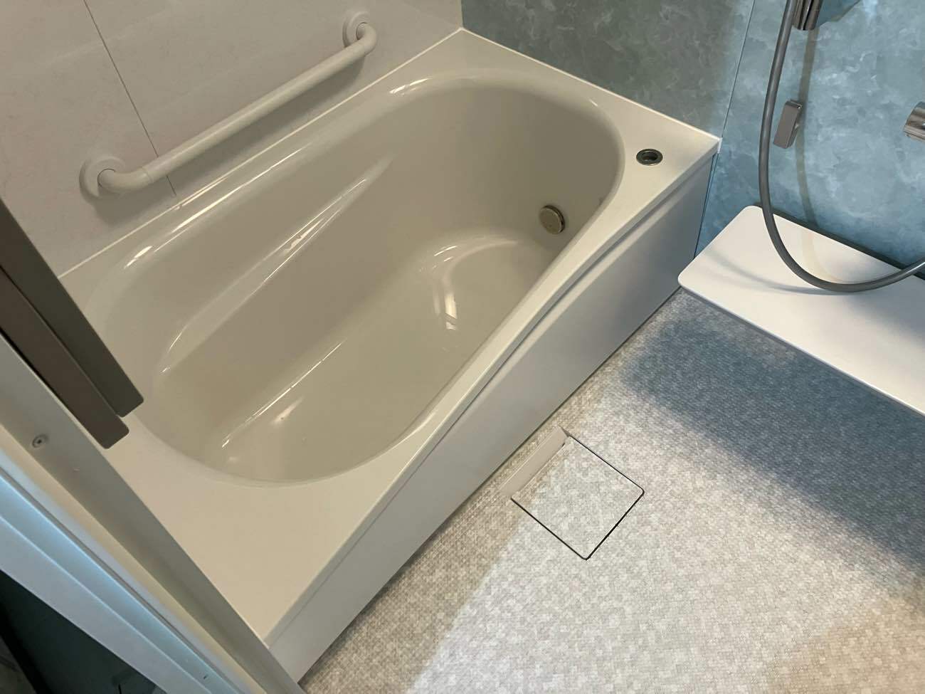 お掃除簡単で気持ちいいお風呂 TOTO　ユニットバスWY