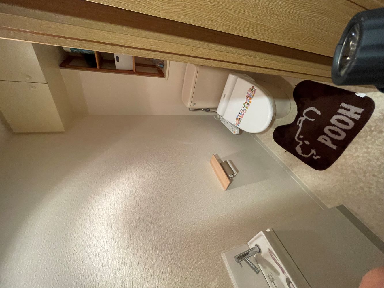 タンクレスでスッキリしたトイレへ