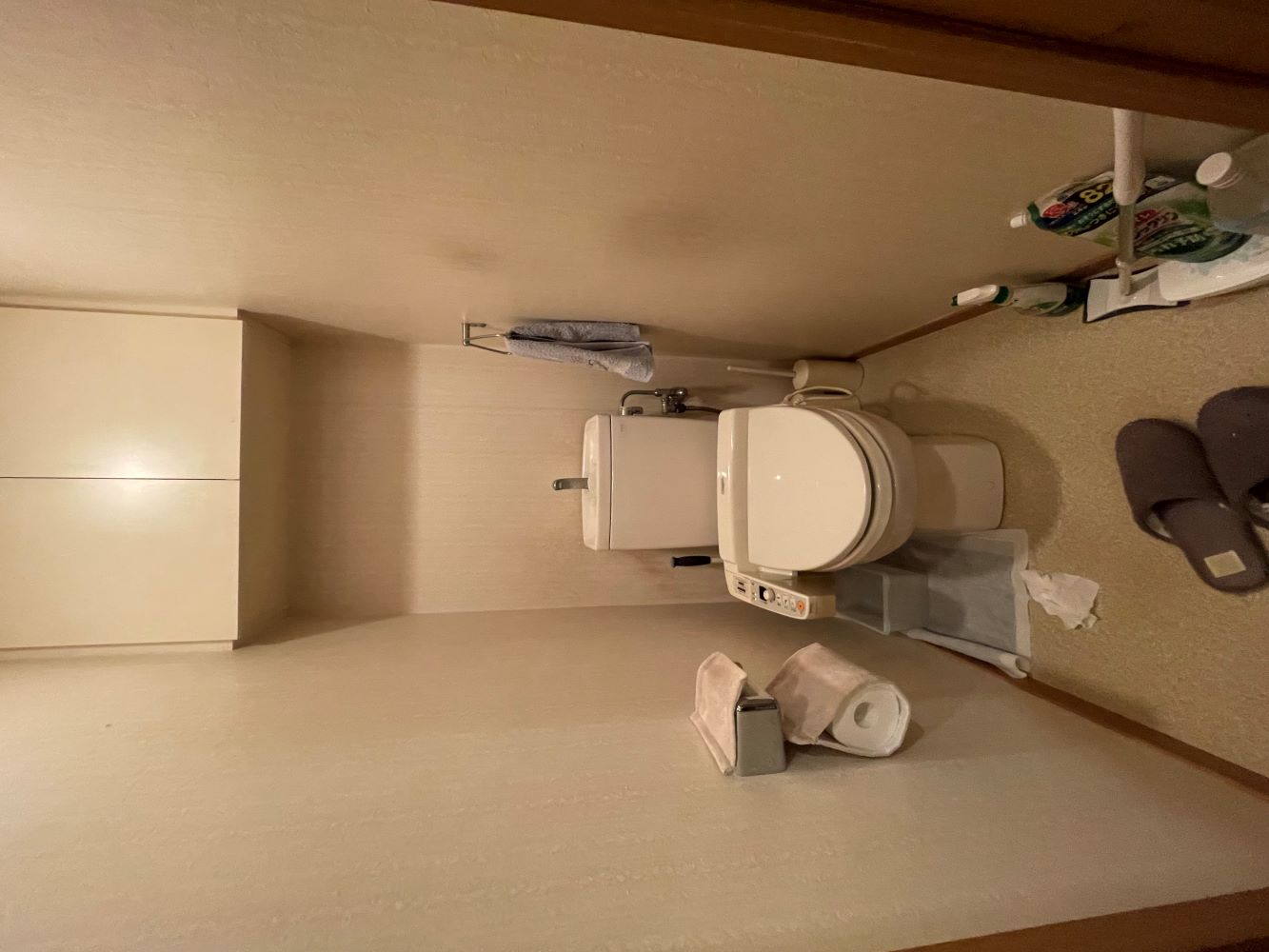 トイレ横のレバーなしでスッキリ！