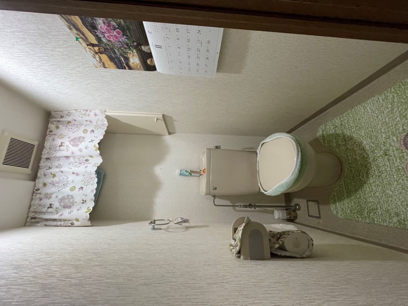 床がアクセント　トイレリフォーム