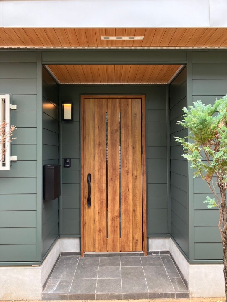 外壁・屋根・玄関ドアリフォーム
