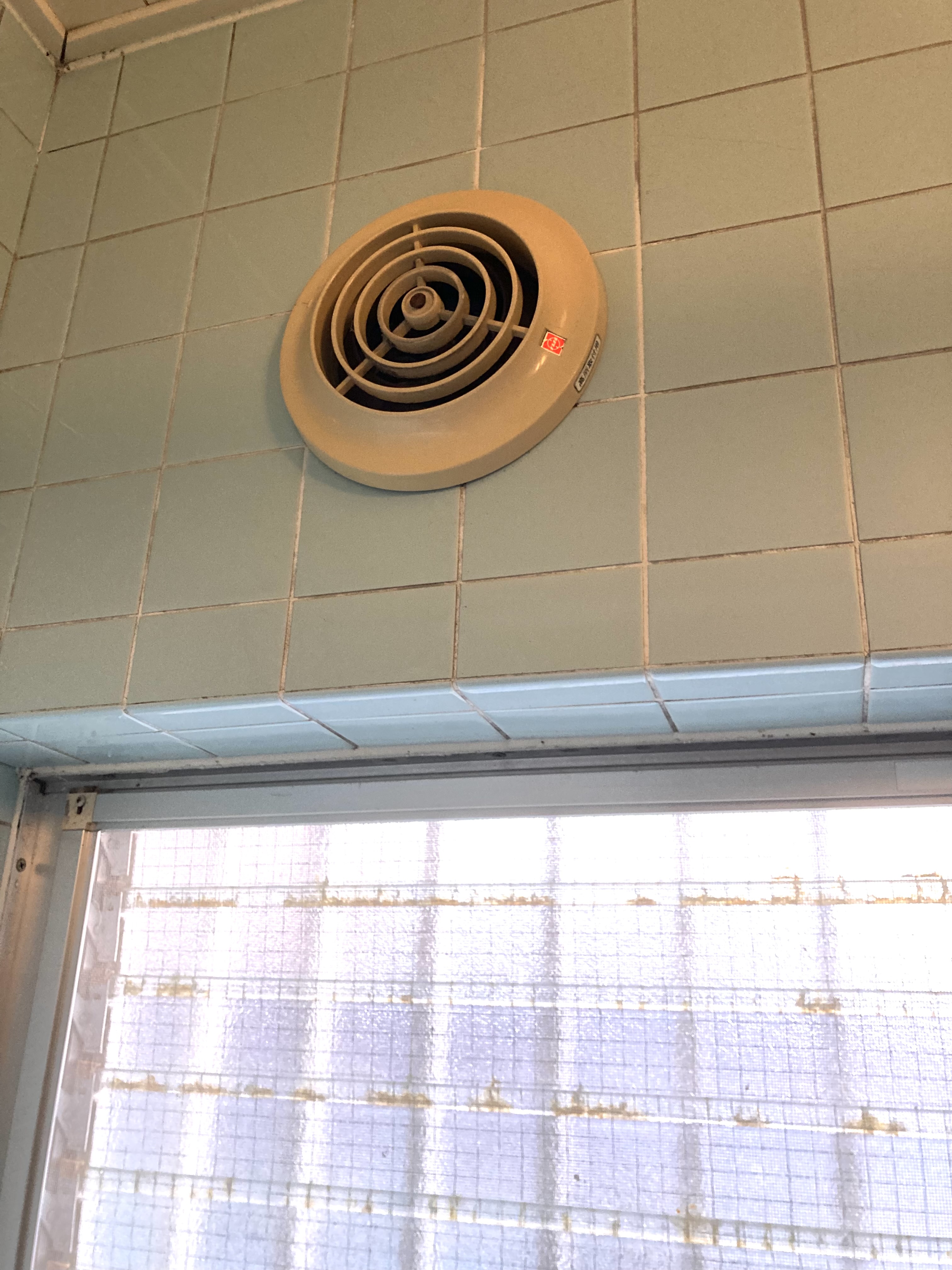 浴室の換気扇交換