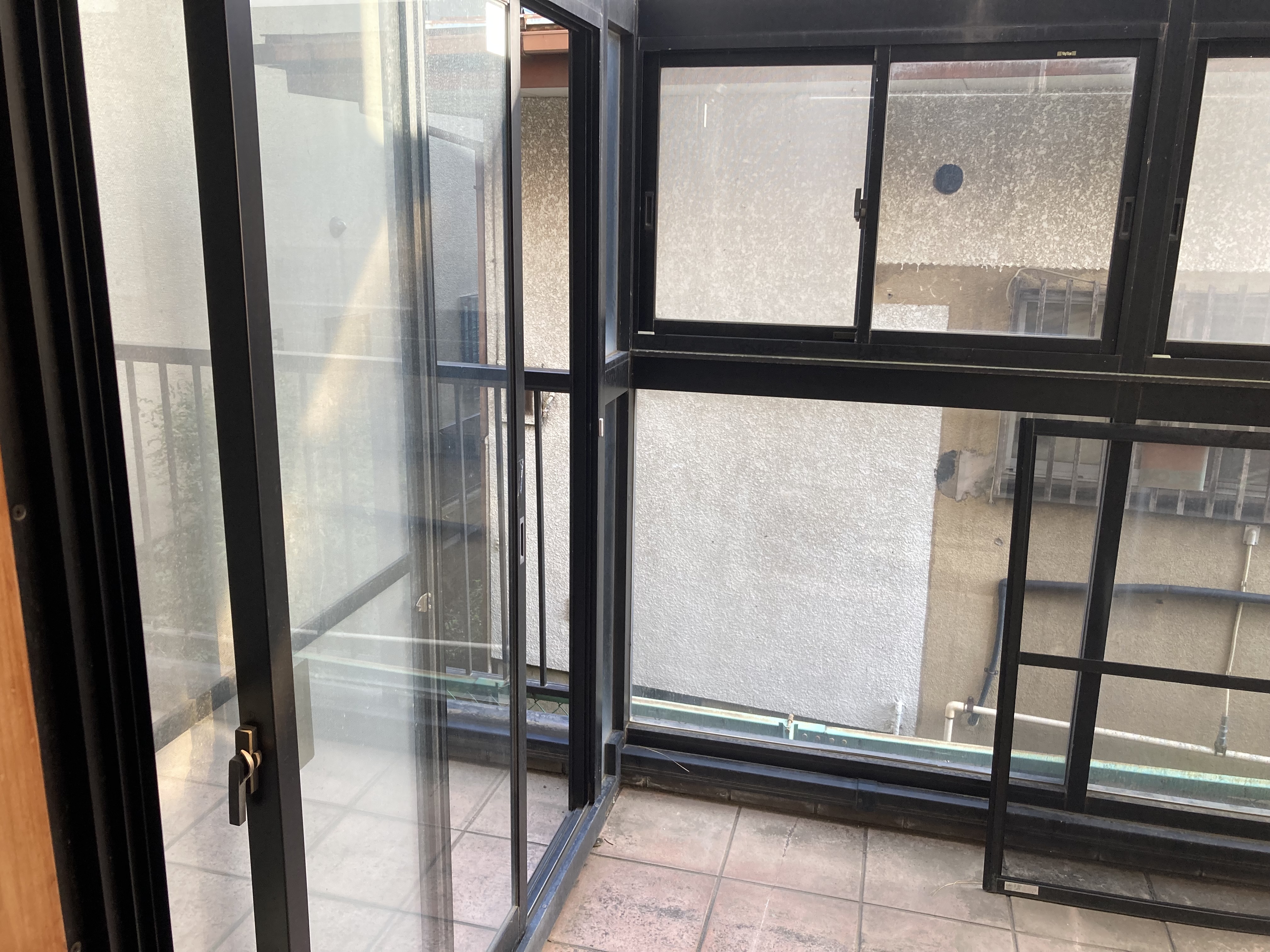 暗い場所のお風呂から日の当たる場所のお風呂へ