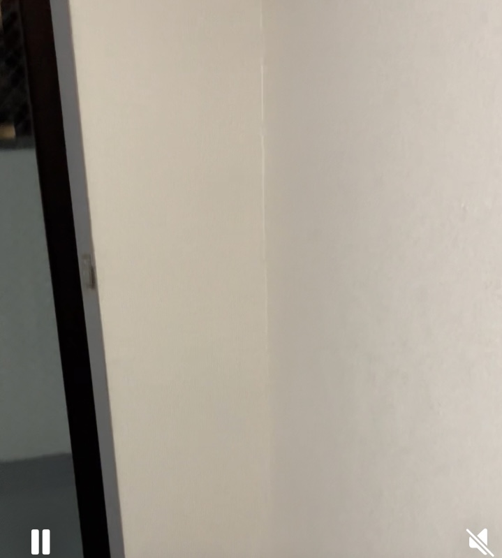 シックな色合いへ