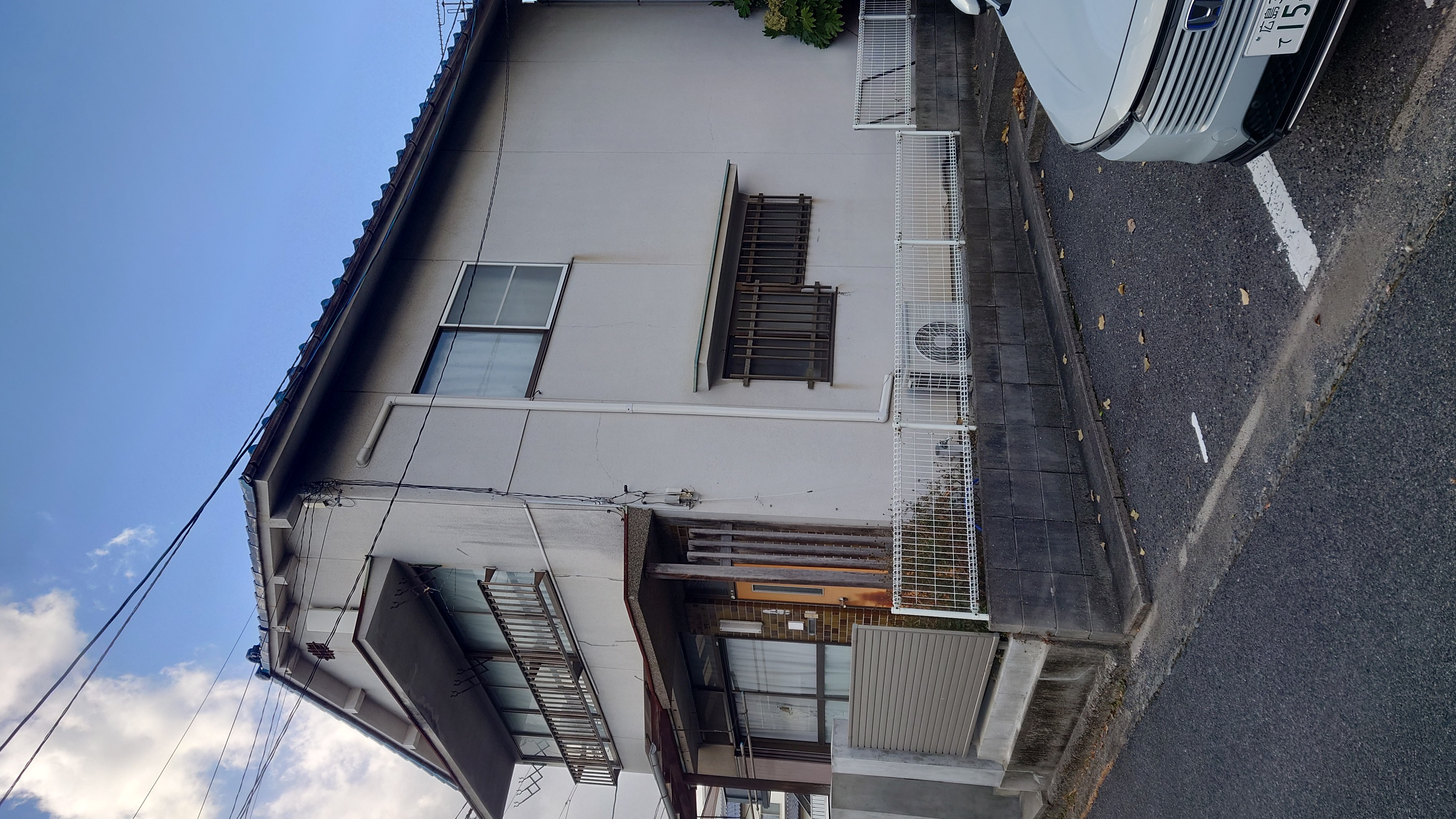 ５０年前の古屋を修繕　外壁塗装と、痛んだ箇所を補修