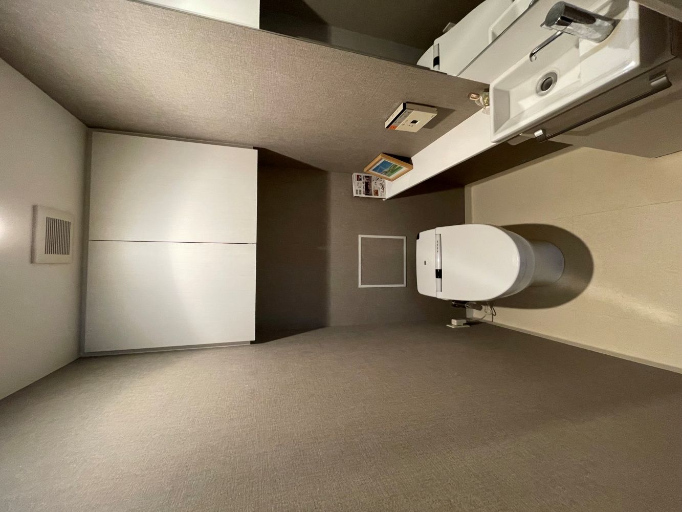 ショールームのようなトイレにリフォーム