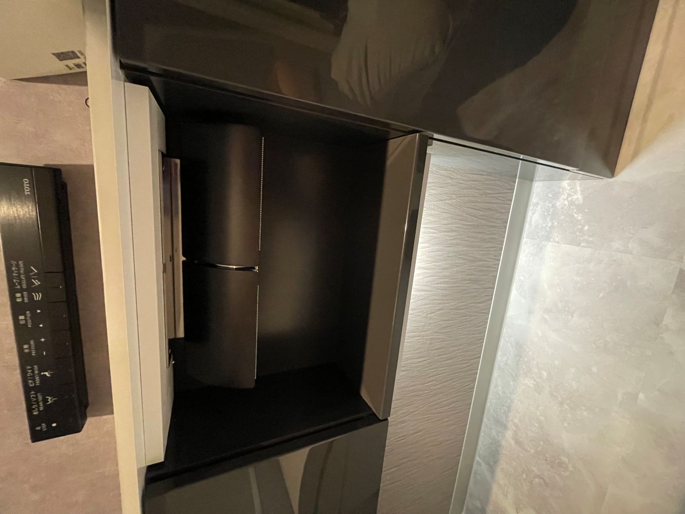ショールームのようなトイレにリフォーム