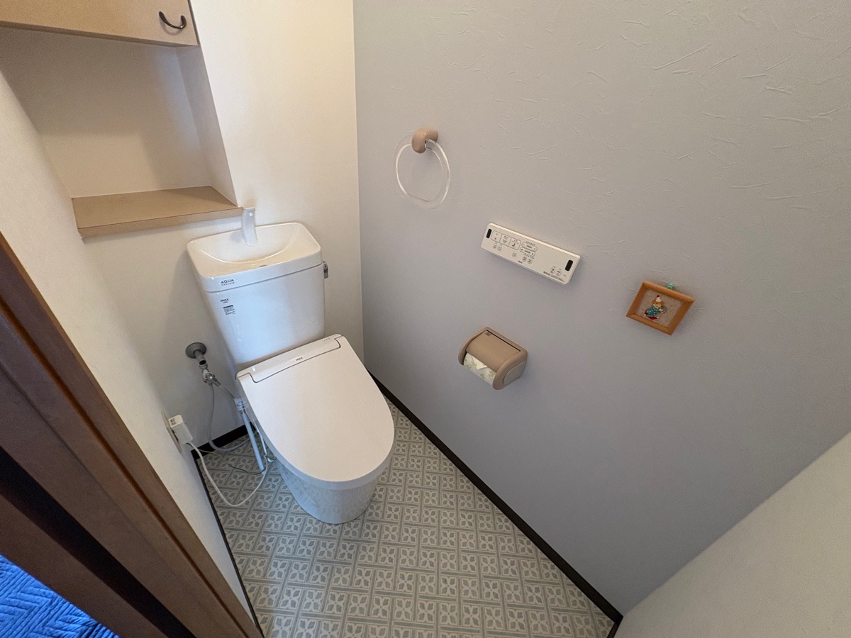 施工費約20万円！トイレリフォーム【LIXILアメージュ】