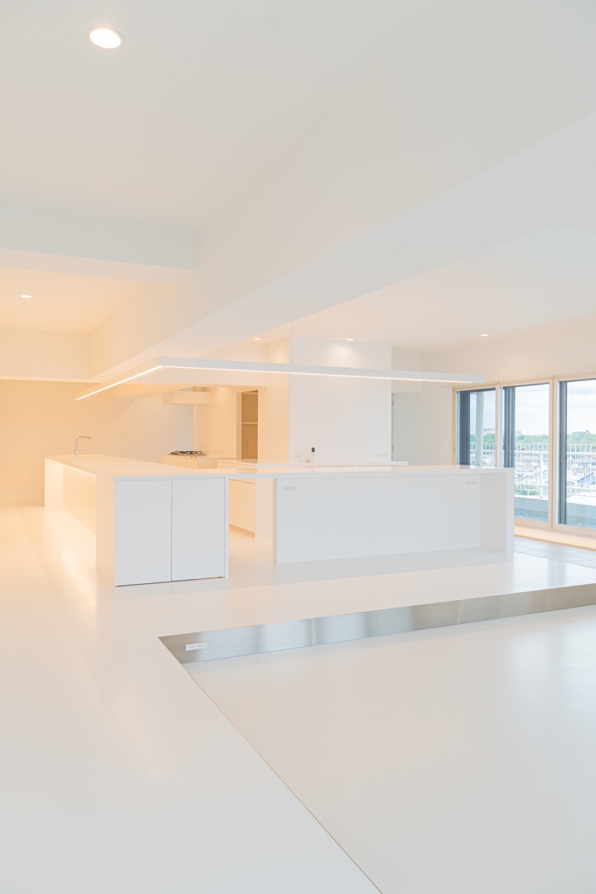 white minimal