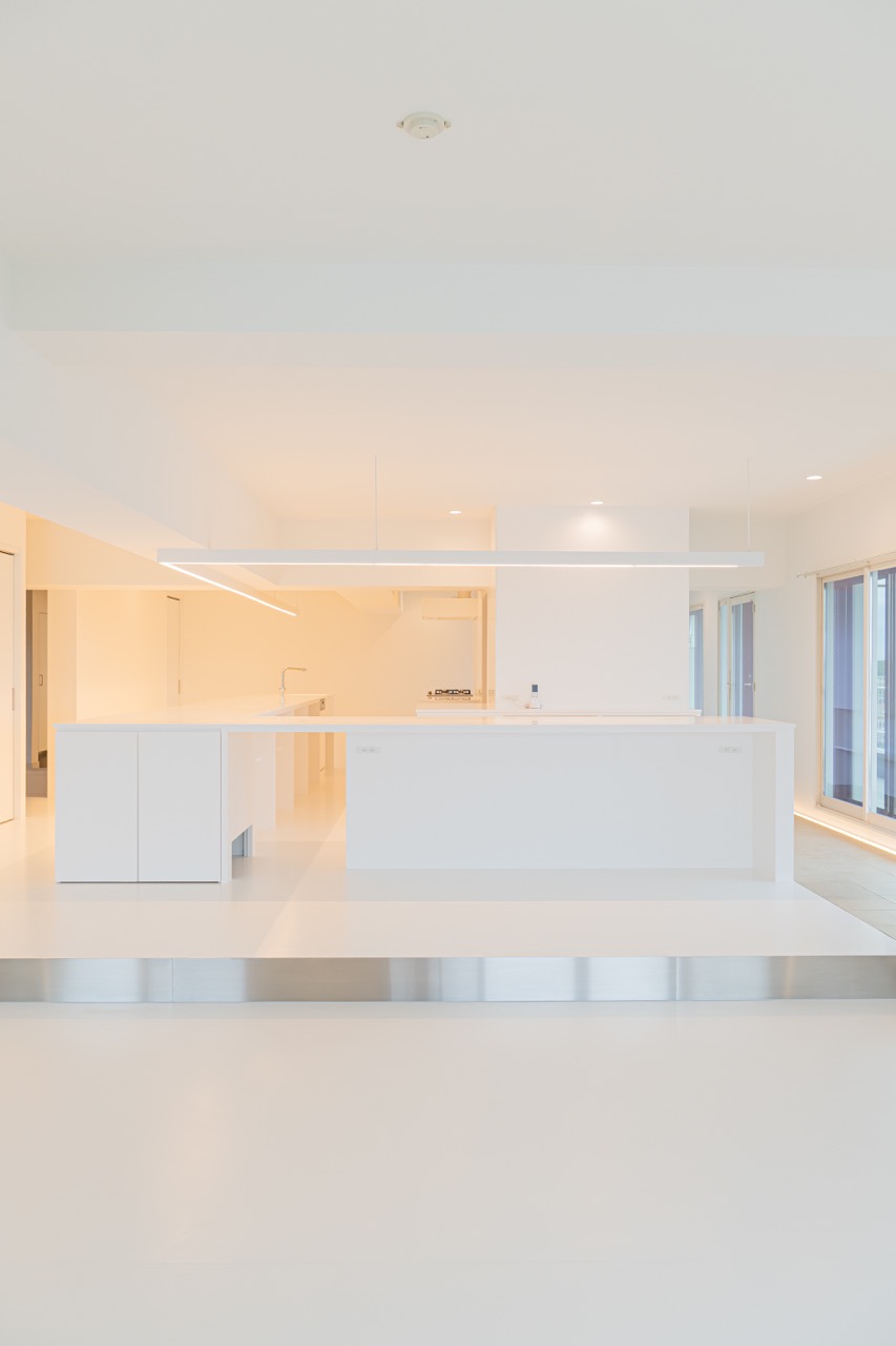 white minimal