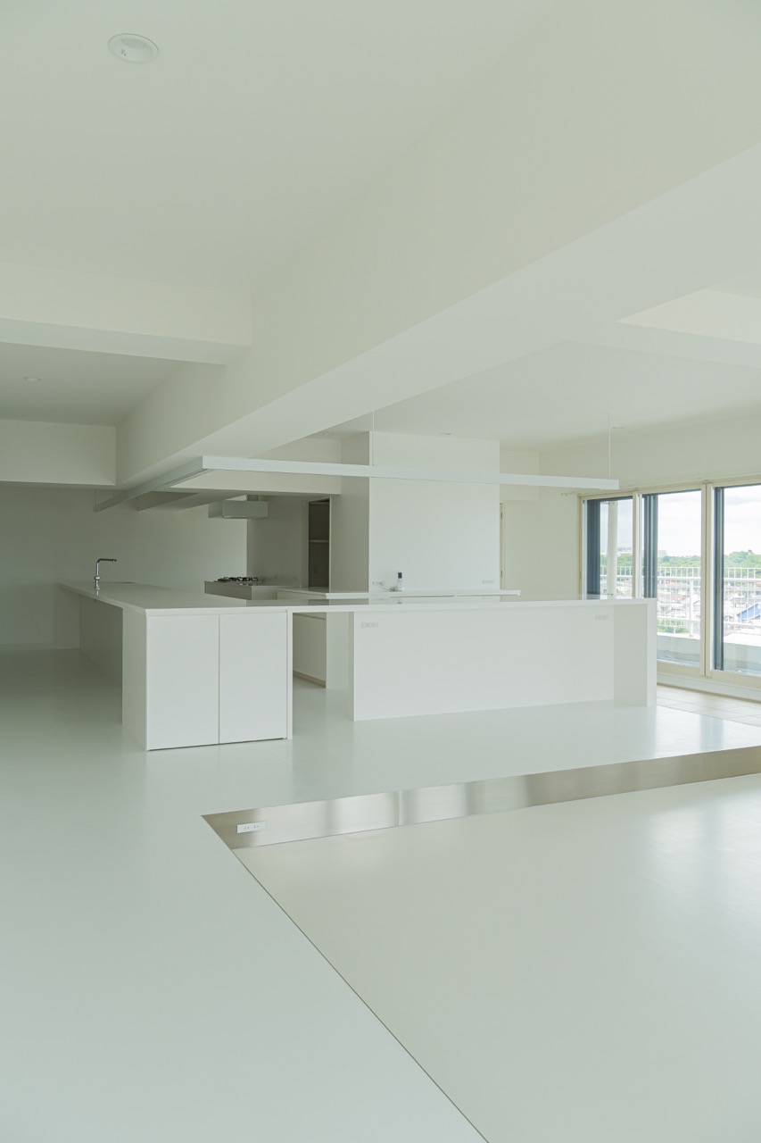 white minimal