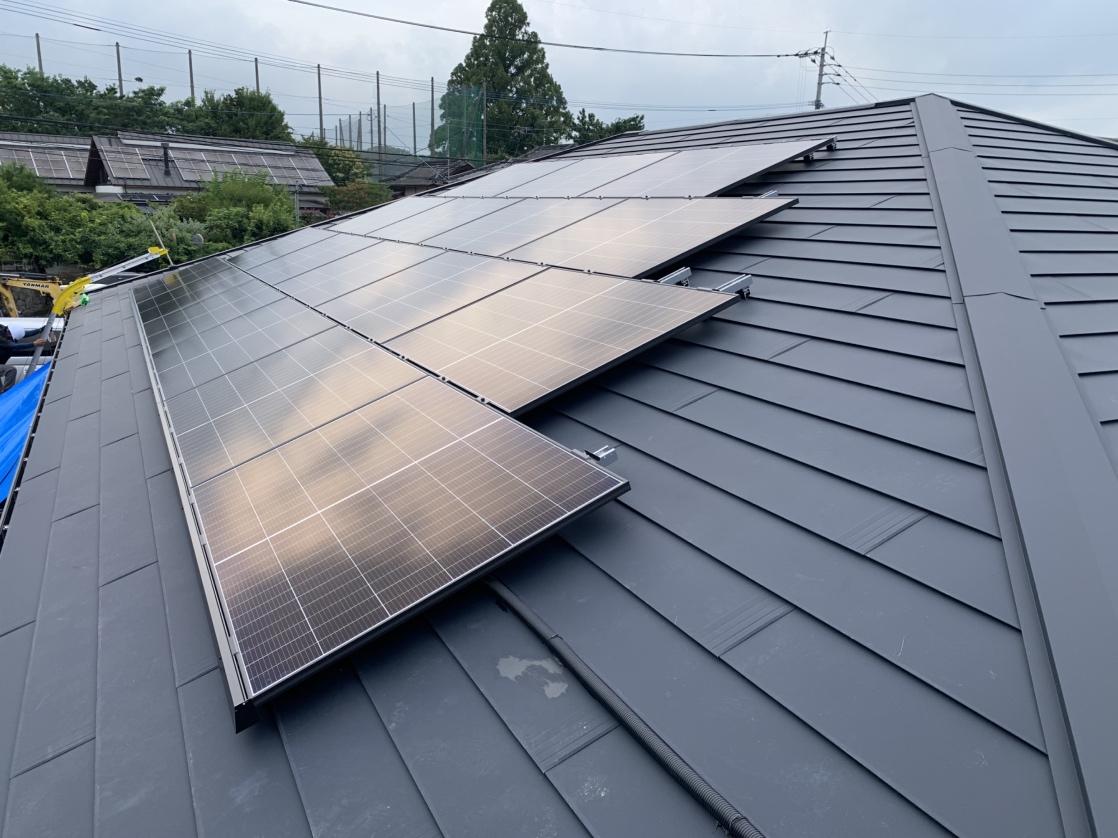 創った電気で賄う自家消費型太陽光発電
