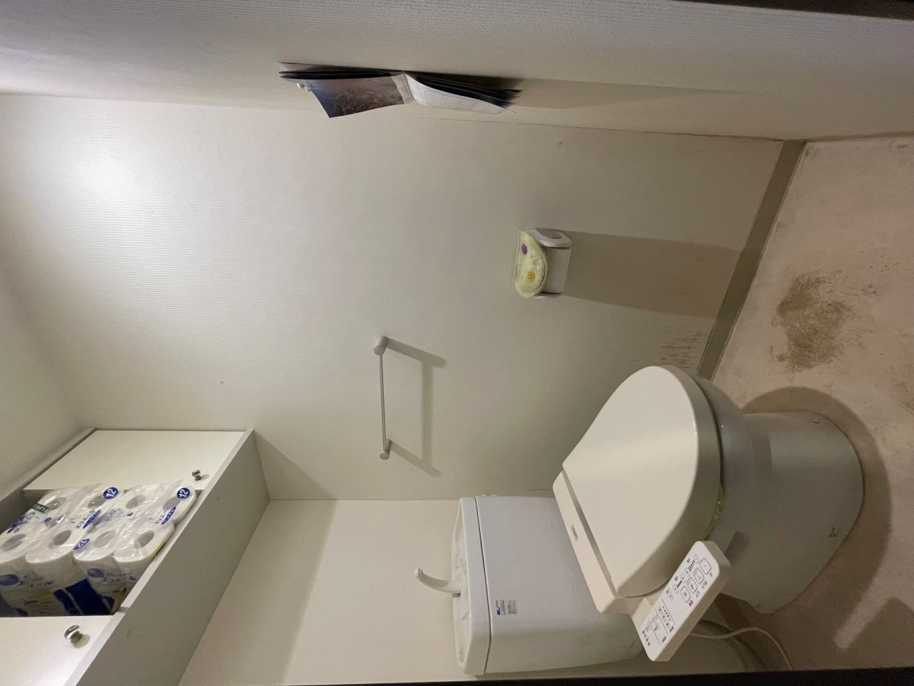 タンクレスでスッキリ！トイレリフォーム