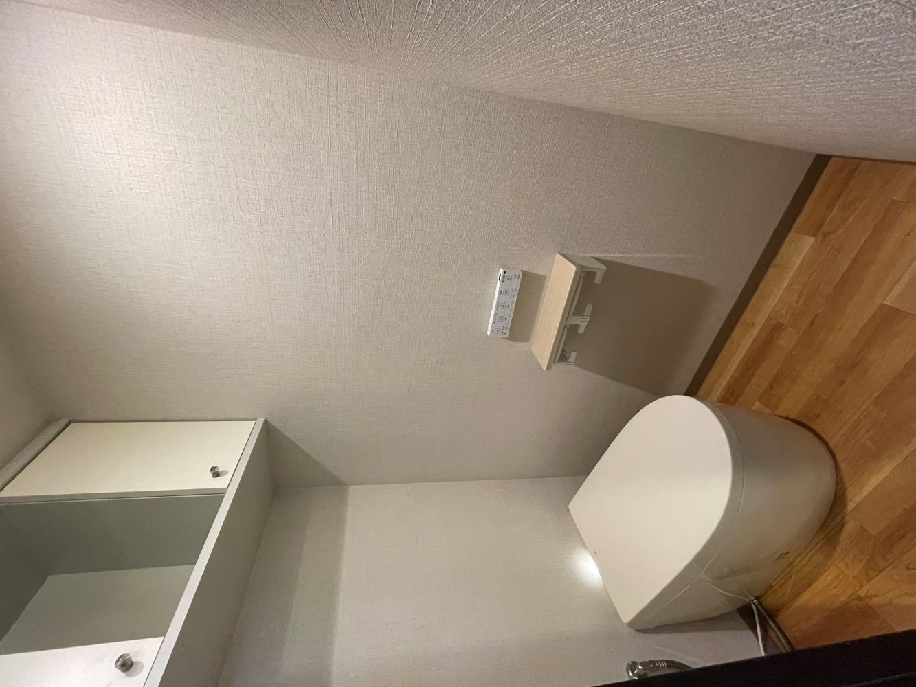 タンクレスでスッキリ！トイレリフォーム