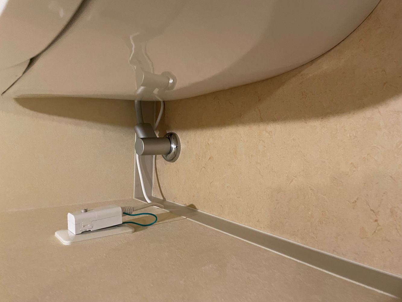 水漏れが気になるトイレをリフォーム