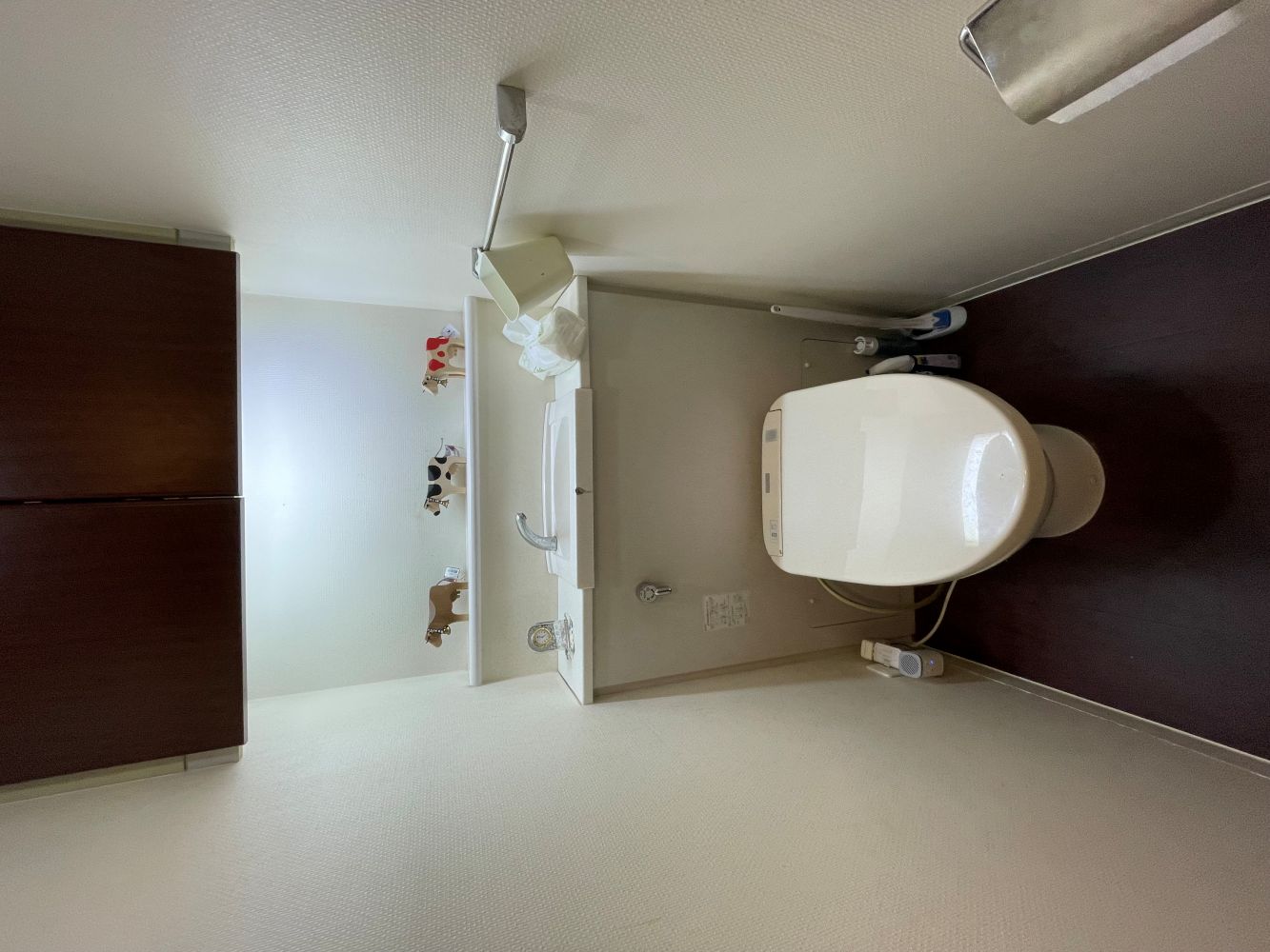 見えない工夫でスタイリッシュな空間へ　トイレリフォーム