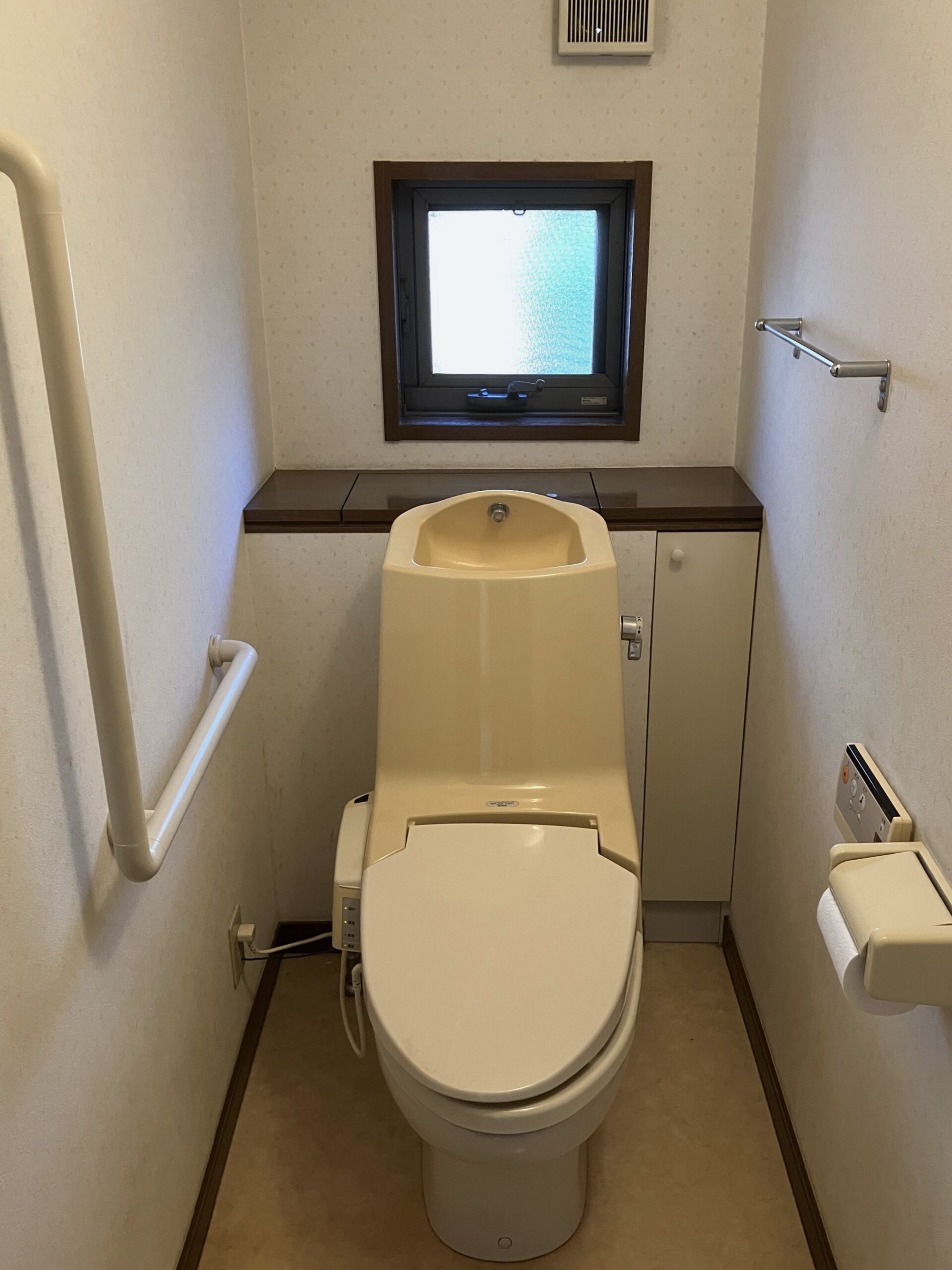 腰壁パネルでお手入れしやすく