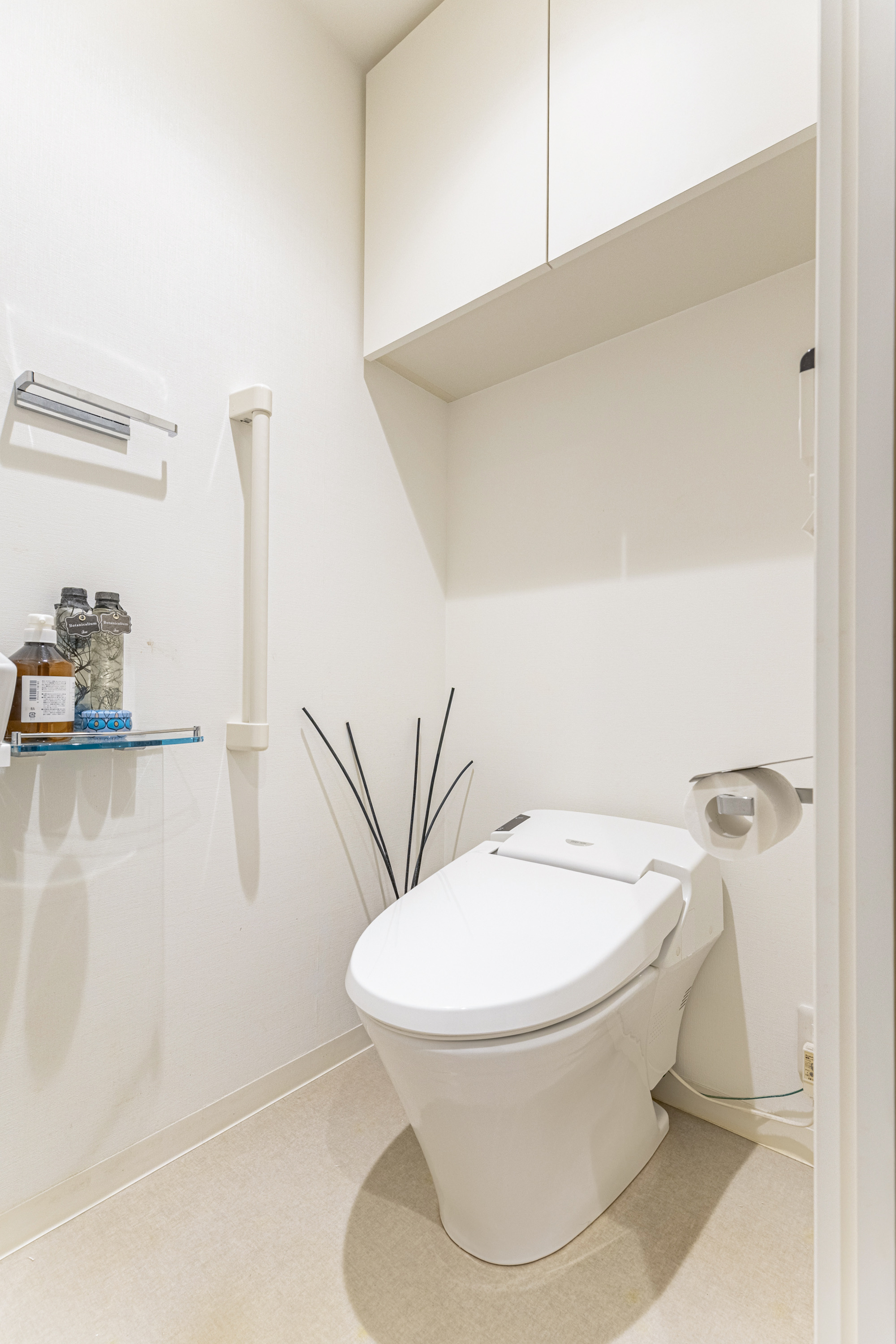 中古物件のクロスとクッションフロア交換