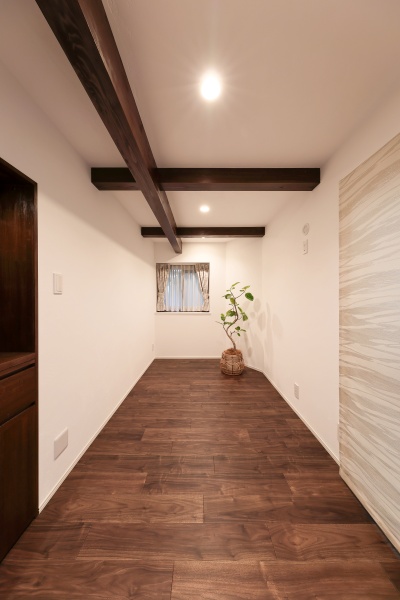 洋式ハーフティンバー方式デザインの住まいに