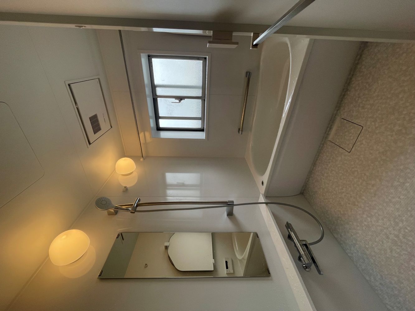 明るく清潔感のある空間へ　ユニットバス・トイレリフォーム