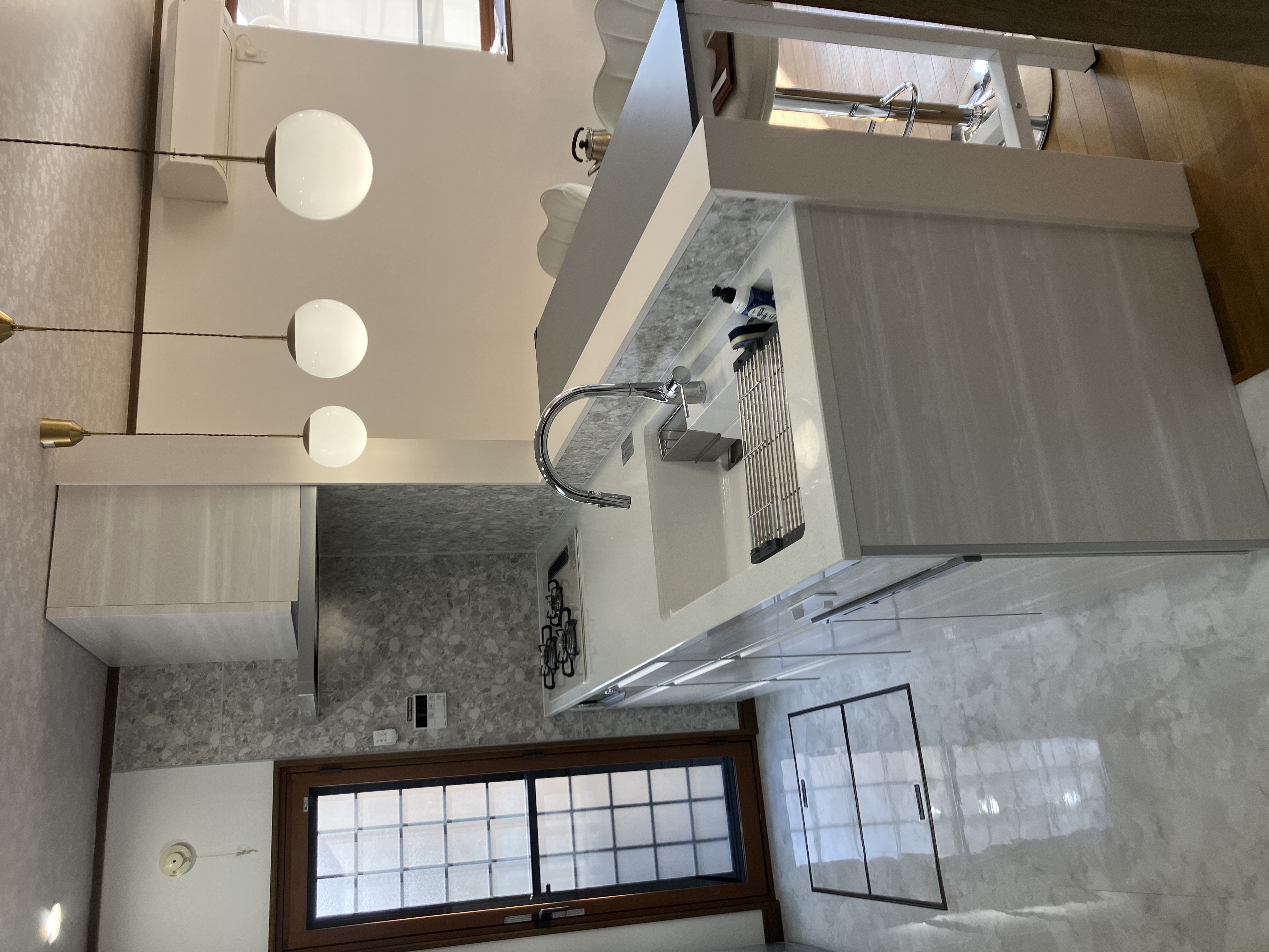 モデルルームのようなキッチン