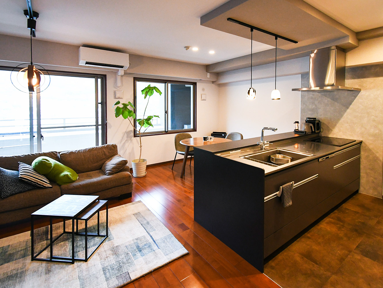 会話がはずむ、理想の対面キッチン（セントロ）