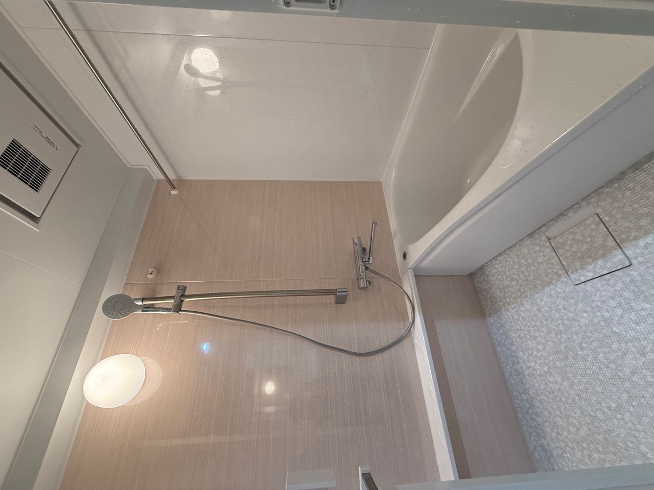 ルティシュピンクで彩る浴室　ユニットバス・トイレリフォーム