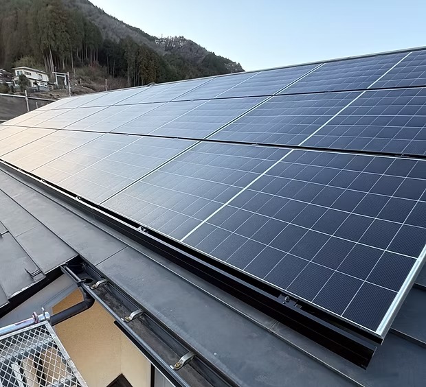 太陽光パネルと蓄電池のセットでリフォーム