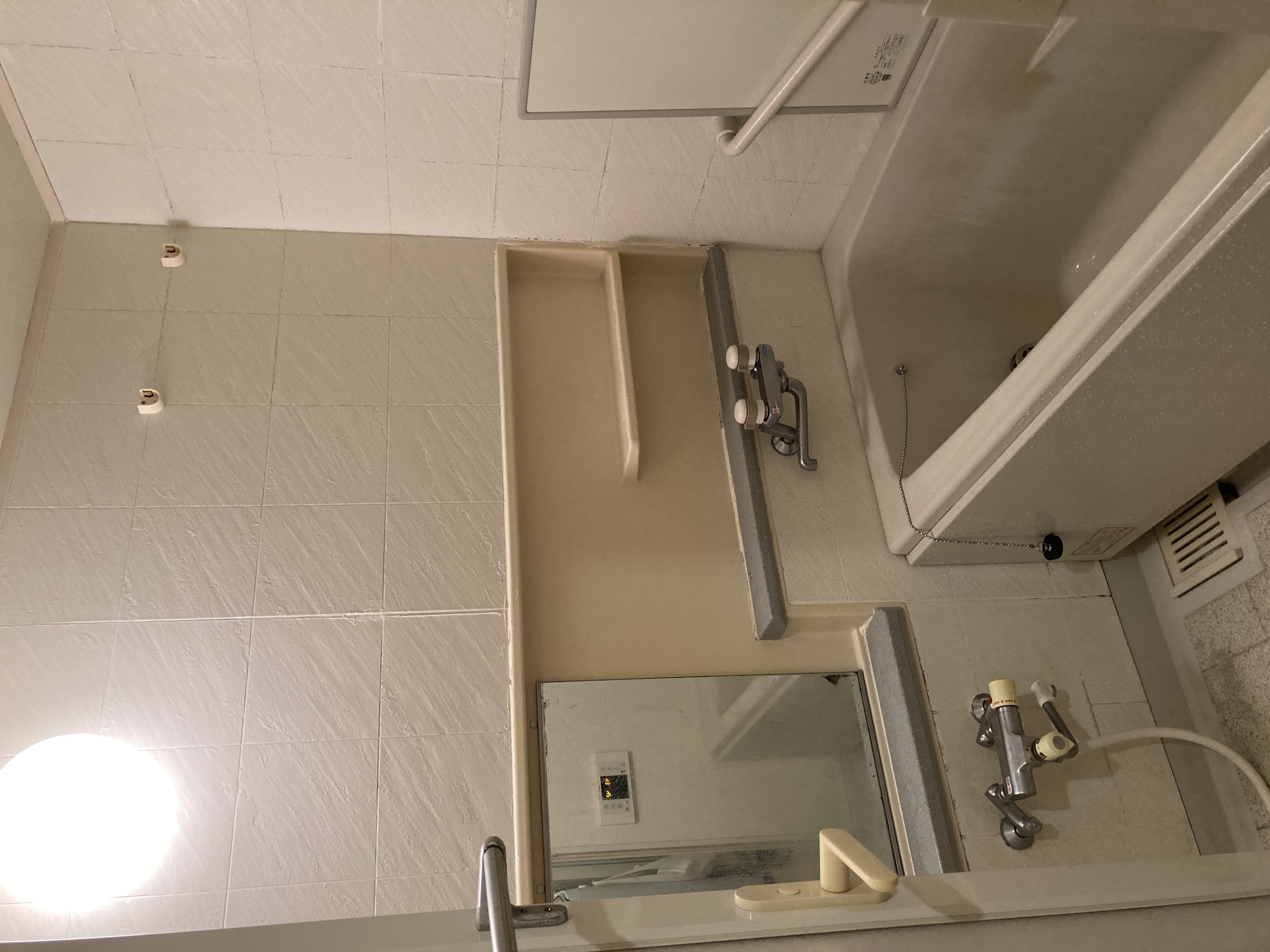 掃除がしやすくシンプルなお風呂にリフォーム