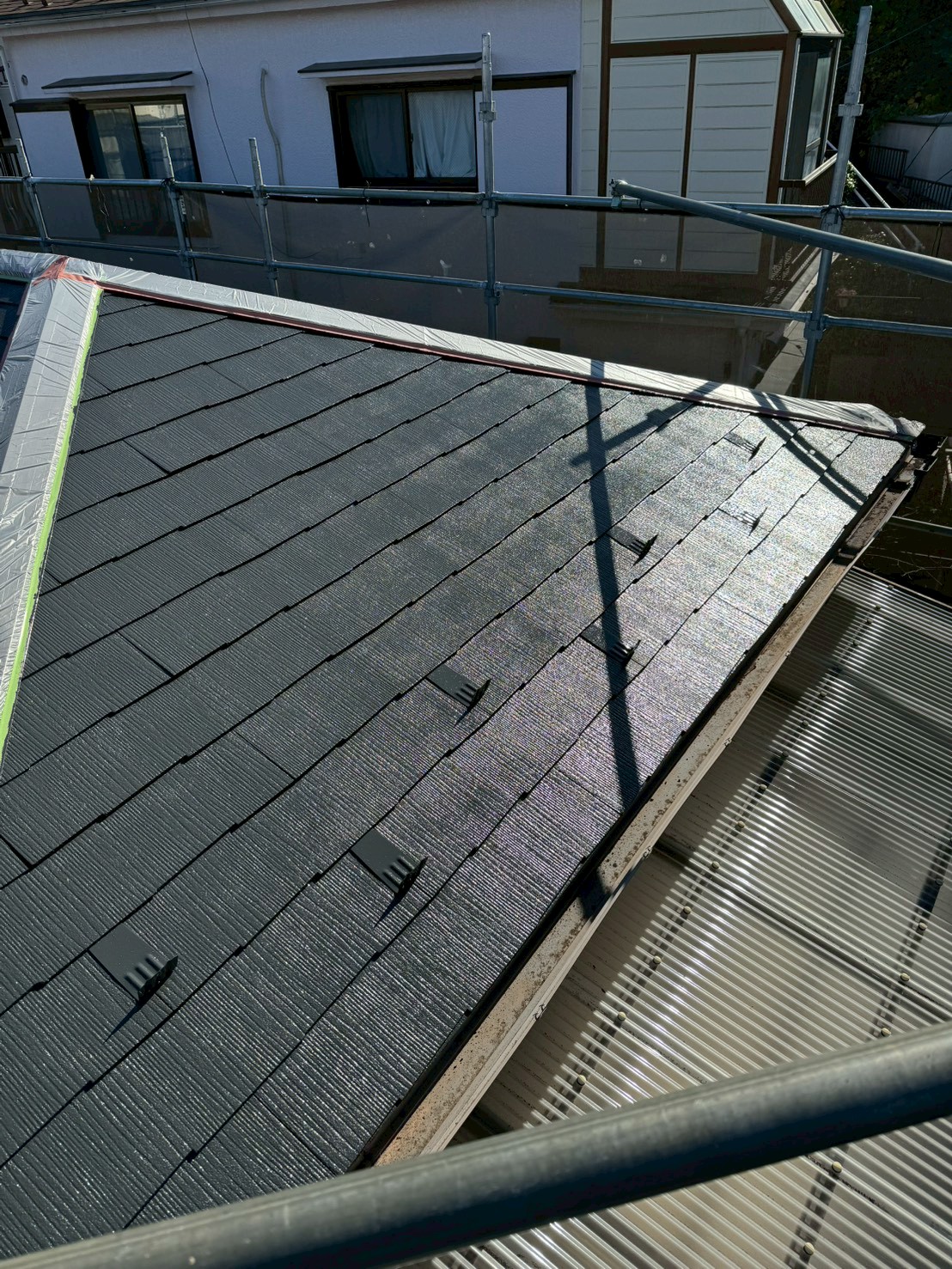 見えない屋根こそ、家を守る最前線