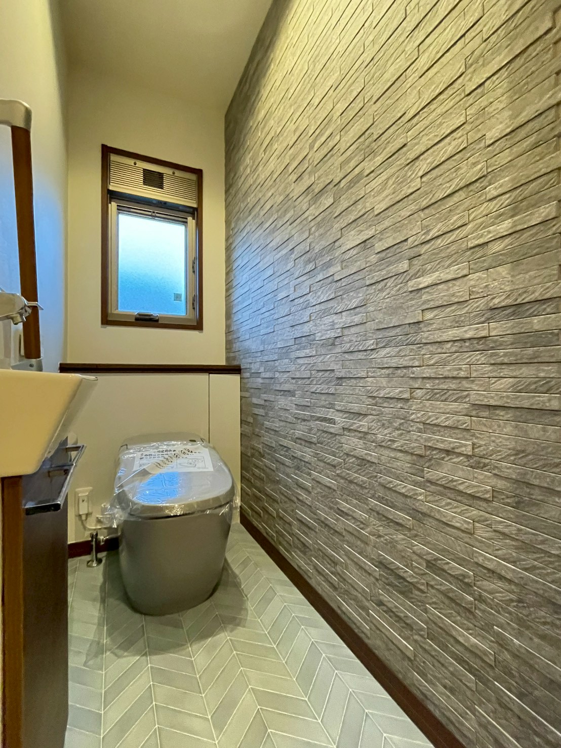 上質な空間へ一新したトイレリフォーム