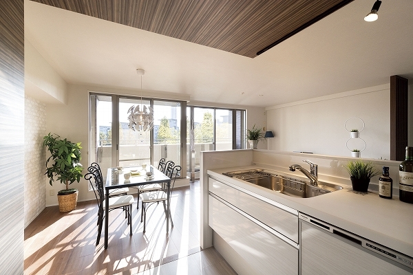 ���ʊ��̂���L�b�`���X�e�[�W