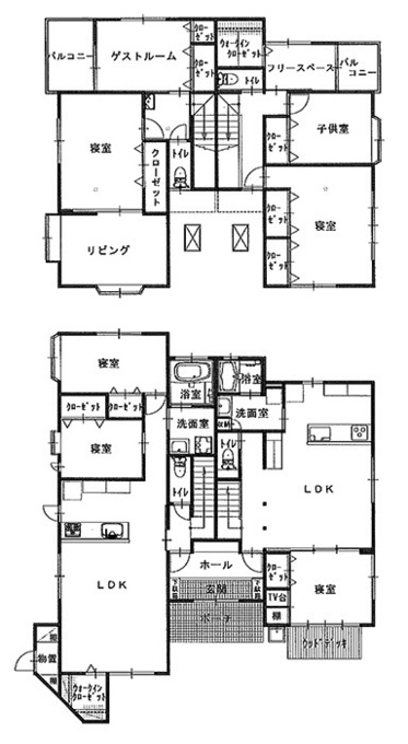 玄関共用、左右に分かれた二世帯住宅へ。
