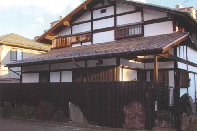 縦型フェンスの取付