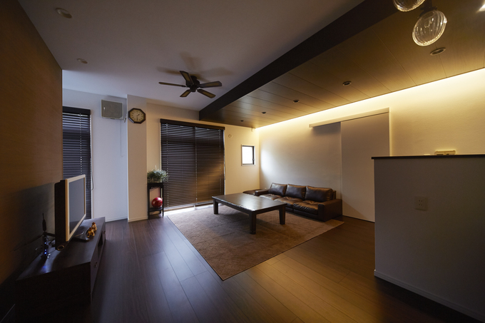 お部屋がゆるりと繋がる開放的な住まい