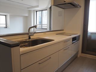 シンプルに、家具っぽく
