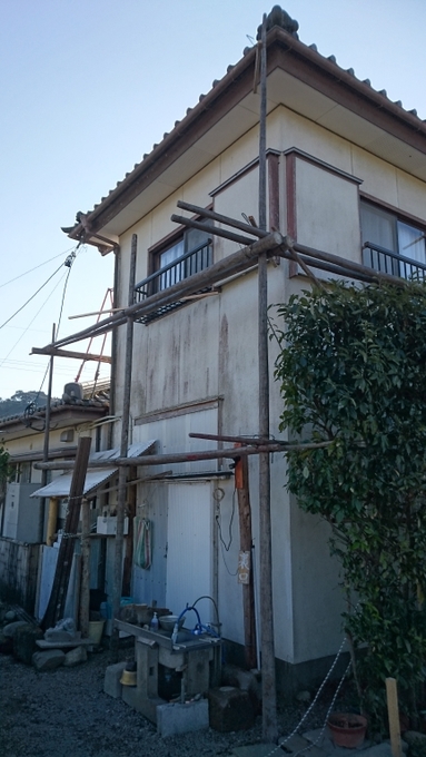 外壁塗装と一緒に玄関リフォームはいかがですか？