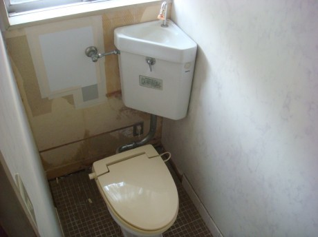 スッキリ収納 節水型組合せ便器へリフォーム　トイレ編