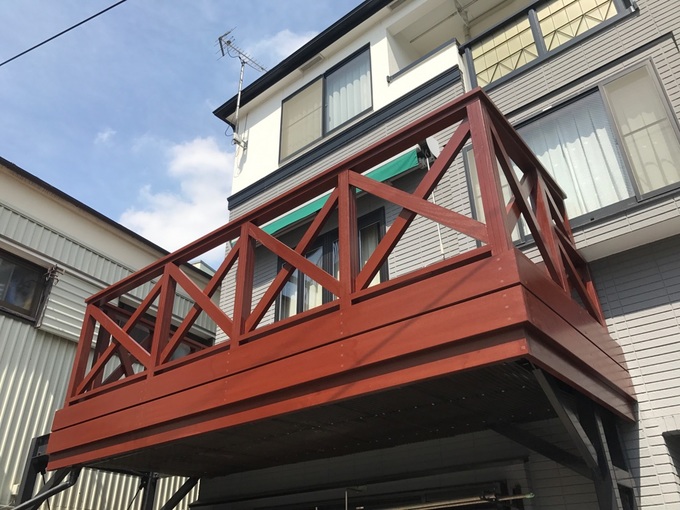 風合いのよいウッドデッキに仕上がりました。