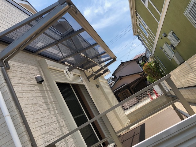 プラスワンの屋根工事「テラス屋根）