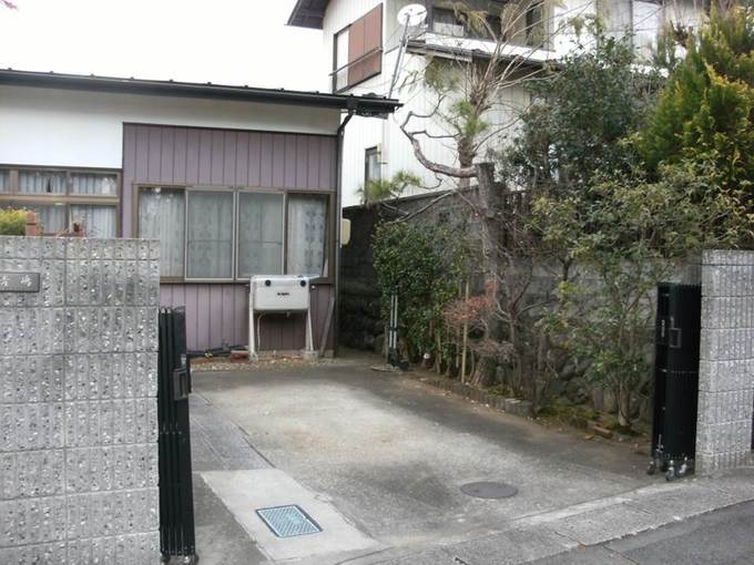 大切な愛車を守るカーポート