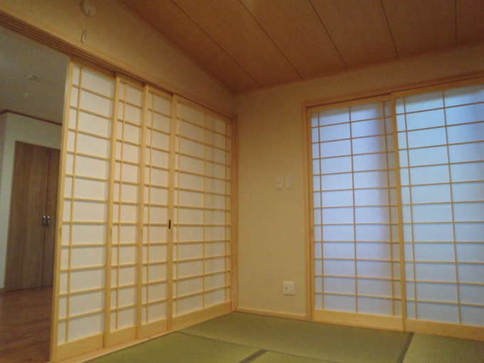 和室を収納たっぷりの洋室へ