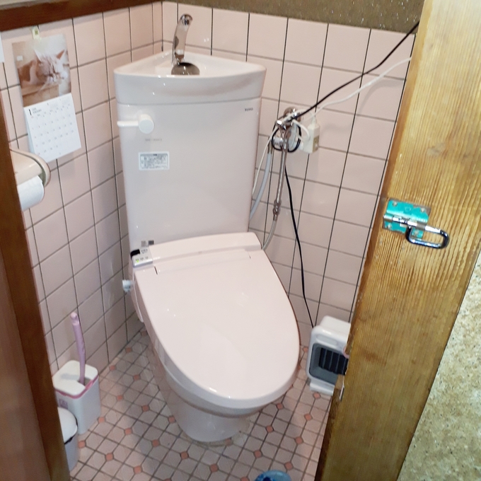 限られたトイレスペースでも見た目スッキリに
