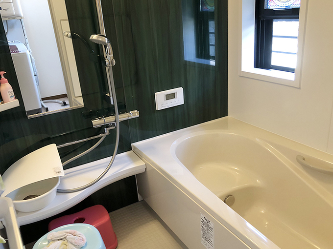 �f�M���\�̍��������C�ŉ��K�ȃo�X�^�C��